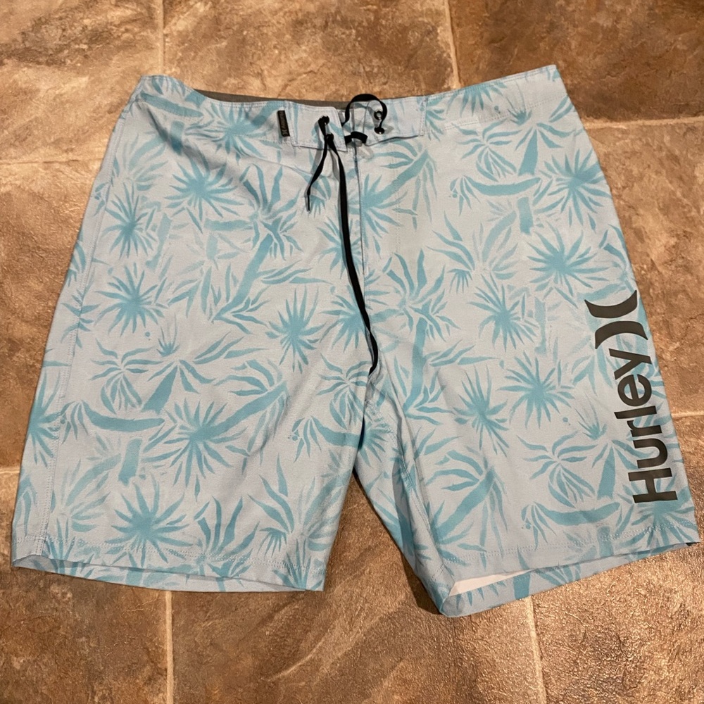 Hurley Board Shorts size 36